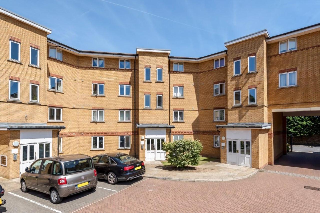 2 Bed Flat, Dedicated Workspace, Parking, 4Ktv London Exterior photo